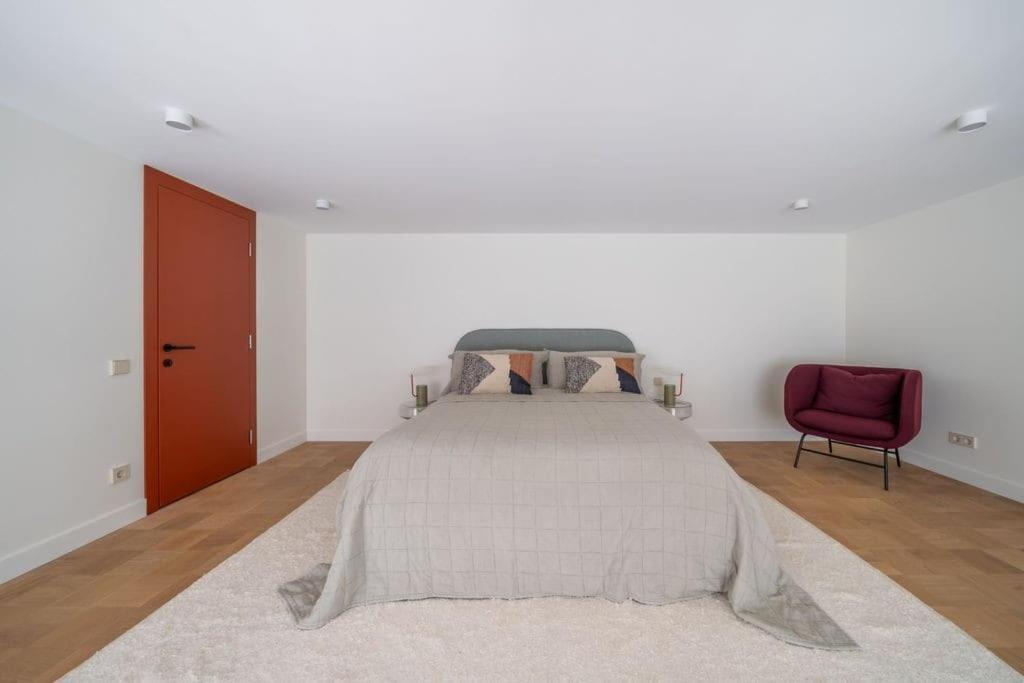 Appartamento Designer Loft In The City Center Riga Esterno foto